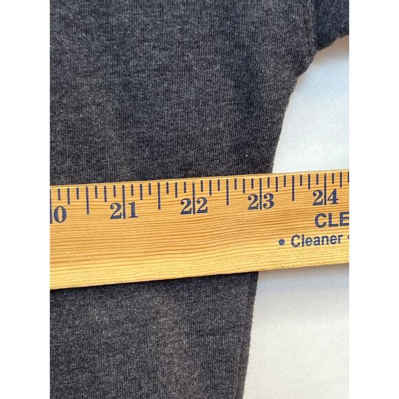 Def Leppard Men’s Small Gray “Rock of Ages” Long Sleeve Sweater Shirt Band Merch - Picture 4 of 6